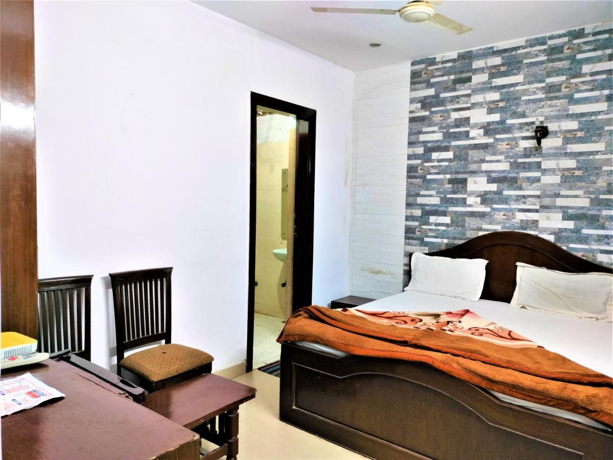 Maison d'hôtes White Palace,nizamuddin Railway Station *