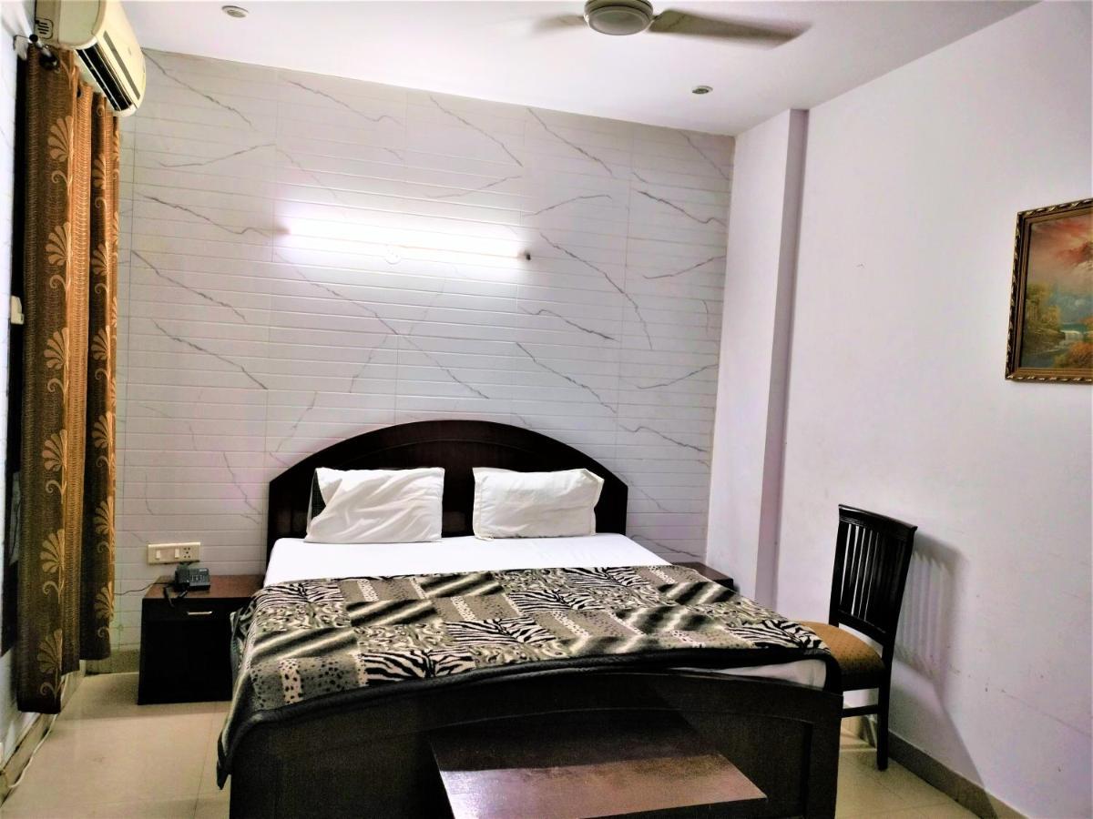 Maison d'hôtes White Palace,nizamuddin Railway Station